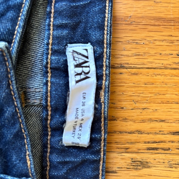 Zara jeans - Picture 2 of 8